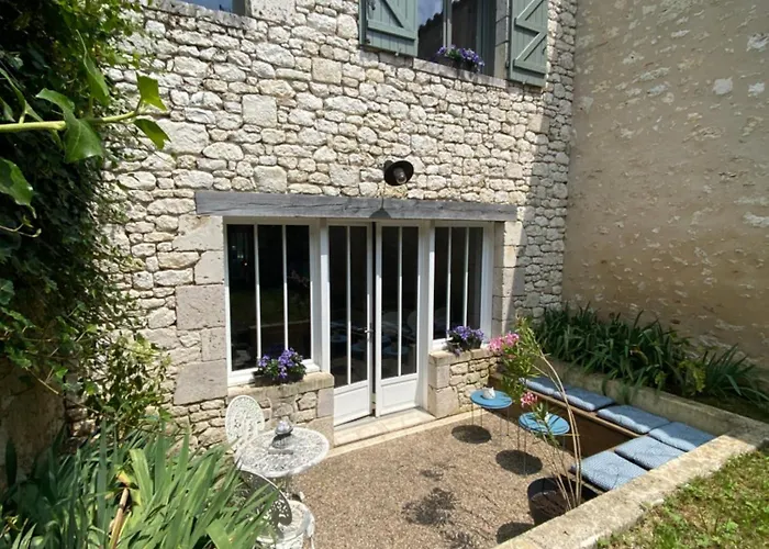 Maison De La Chapelle
